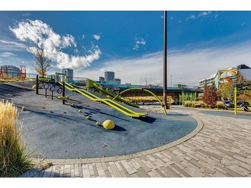 6-713 Mcdougall Road Ne, Calgary, AB - Outdoor With View