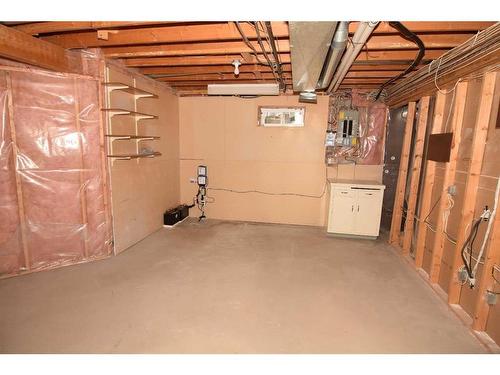 274 Hamptons Park Nw, Calgary, AB - Indoor Photo Showing Basement