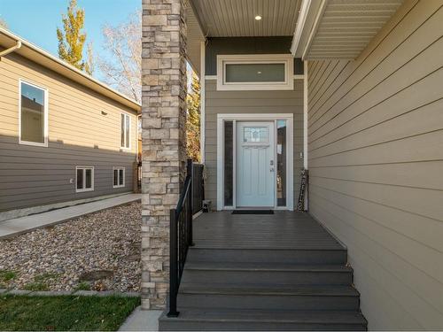 5 Prairie Lake Court, Taber, AB - Outdoor