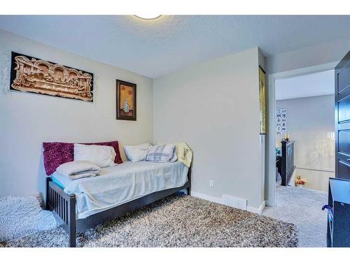 182 Skyview Ranch Street Ne, Calgary, AB - Indoor Photo Showing Bedroom