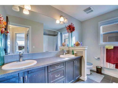 182 Skyview Ranch Street Ne, Calgary, AB - Indoor Photo Showing Bathroom