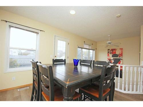 177 Hidden Ranch Road Nw, Calgary, AB - Indoor Photo Showing Dining Room