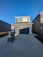 75 Corner Glen Common NE Calgary, AB T3N 2L4