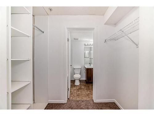 2126-10 Prestwick Bay Se, Calgary, AB - Indoor With Storage