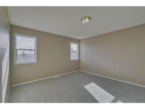 238 Chaparral Court Se, Calgary, AB - Indoor Photo Showing Other Room