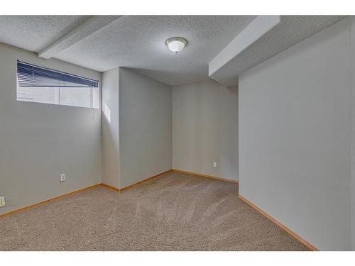 238 Chaparral Court Se, Calgary, AB - Indoor Photo Showing Other Room