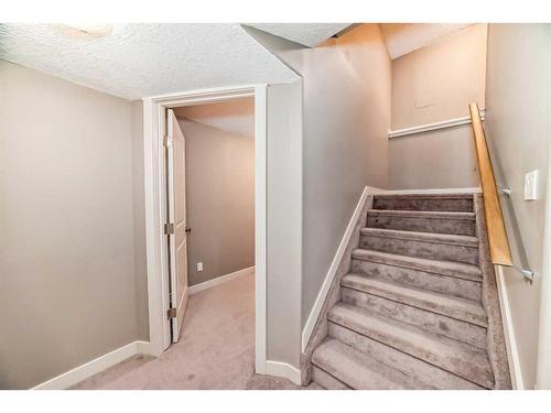 162 Sherwood Hill Nw, Calgary, AB - Indoor Photo Showing Other Room