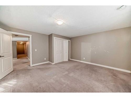 162 Sherwood Hill Nw, Calgary, AB - Indoor Photo Showing Other Room