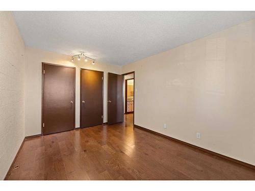 3-6147 Buckthorn Road Nw, Calgary, AB - Indoor Photo Showing Other Room