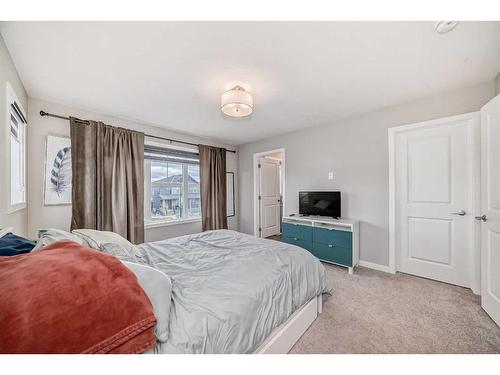 119 Creekstone Drive Sw, Calgary, AB - Indoor Photo Showing Bedroom