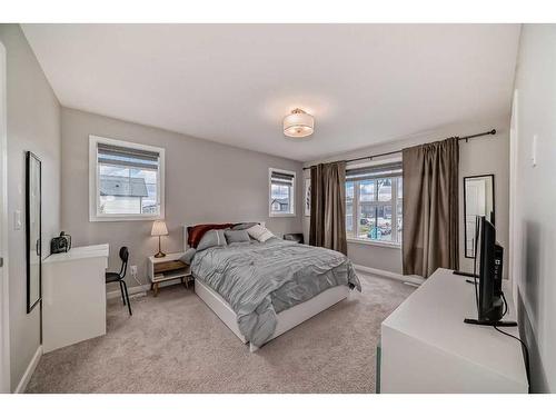 119 Creekstone Drive Sw, Calgary, AB - Indoor Photo Showing Bedroom