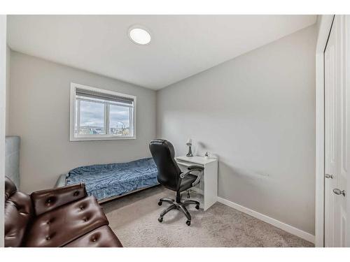 119 Creekstone Drive Sw, Calgary, AB - Indoor