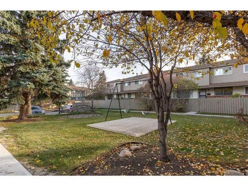 9N-203 Lynnview Road Se, Calgary, AB - Outdoor