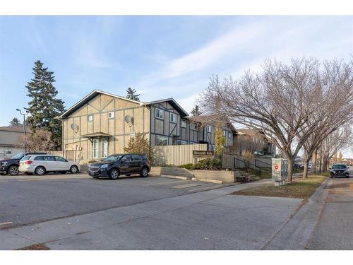 9N-203 Lynnview Road Se, Calgary, AB - Outdoor