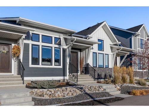 16 D'Arcy Boulevard, Okotoks, AB - Outdoor With Facade