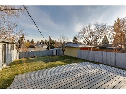 328 Trafford Drive Nw, Calgary, AB - Outdoor With Deck Patio Veranda