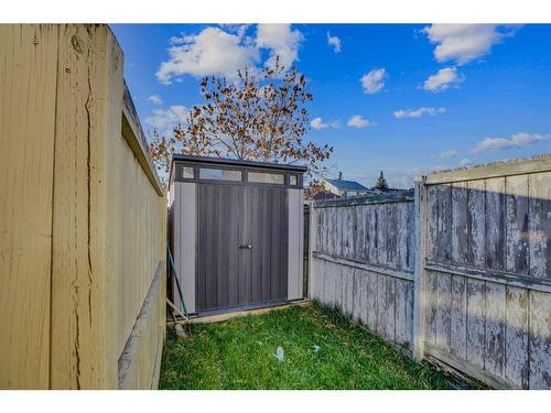 164 Martinwood Way Ne, Calgary, AB - Outdoor