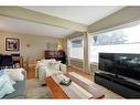 5416 Ladbrooke Drive Sw, Calgary, AB  - Indoor Photo Showing Living Room 