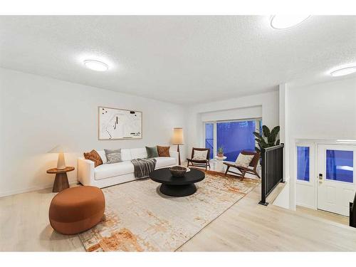 36 Abadan Crescent Ne, Calgary, AB - Indoor Photo Showing Living Room