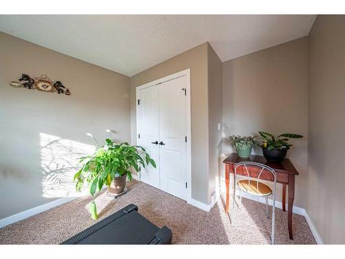 520 Harrison Court, Crossfield, AB - Indoor Photo Showing Other Room