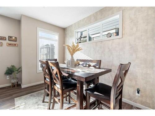 248 Marquis Heights Se, Calgary, AB - Indoor Photo Showing Dining Room