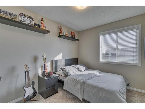 82 Auburn Crest Place Se, Calgary, AB - Indoor Photo Showing Bedroom