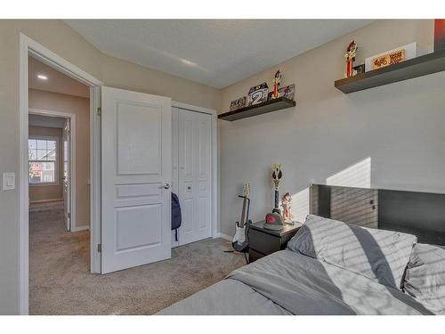 82 Auburn Crest Place Se, Calgary, AB - Indoor Photo Showing Bedroom