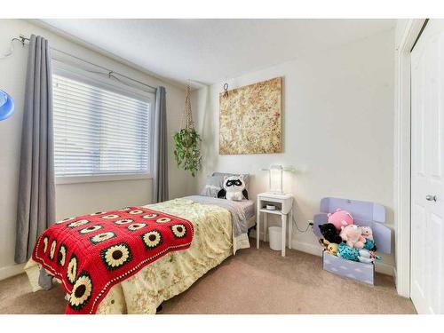 11 Bridlecrest Place Sw, Calgary, AB - Indoor Photo Showing Bedroom