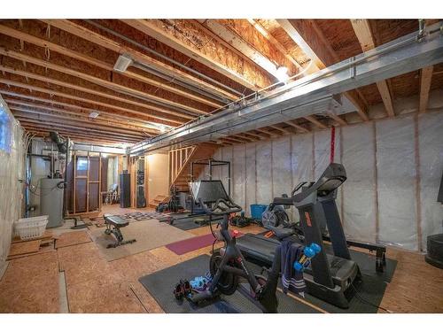 140 41 Avenue Nw, Calgary, AB - Indoor Photo Showing Basement