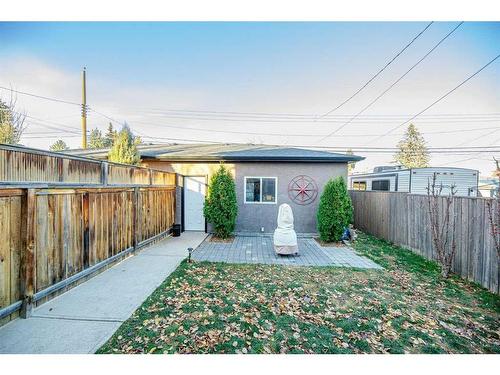 140 41 Avenue Nw, Calgary, AB - Outdoor