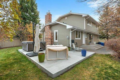 404 129 Avenue Se, Calgary, AB - Outdoor