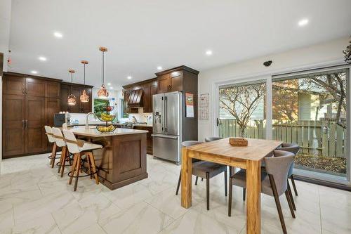 404 129 Avenue Se, Calgary, AB - Indoor Photo Showing Dining Room