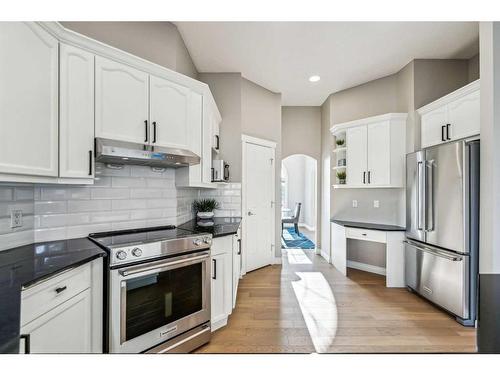 2 Simcrest Grove Sw, Calgary, AB - Indoor Photo Showing Kitchen With Stainless Steel Kitchen With Upgraded Kitchen