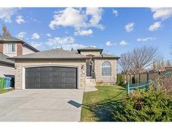 2 Simcrest Grove SW Calgary, AB T3H 4J9