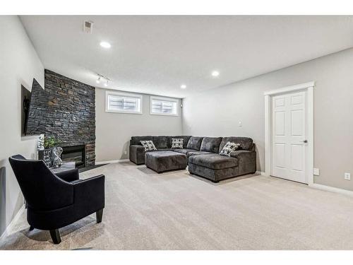 2 Simcrest Grove Sw, Calgary, AB - Indoor