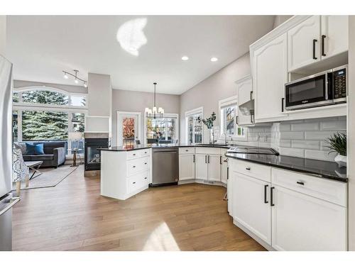 2 Simcrest Grove Sw, Calgary, AB - Indoor Photo Showing Kitchen With Upgraded Kitchen