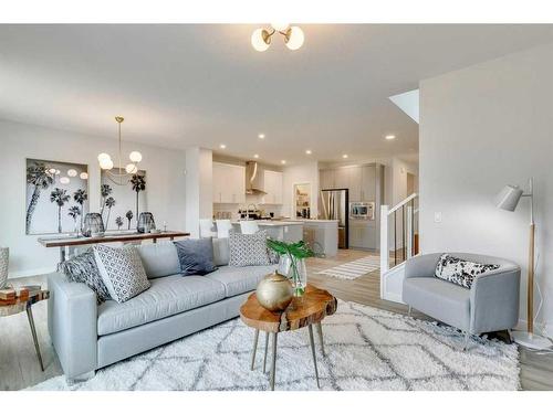 170 Saddlebred Place, Cochrane, AB - Indoor Photo Showing Living Room