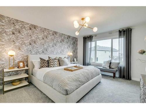 170 Saddlebred Place, Cochrane, AB - Indoor Photo Showing Bedroom