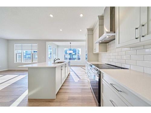 67 Seton Villas Se, Calgary, AB - Indoor Photo Showing Kitchen With Upgraded Kitchen