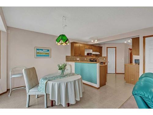 173 Coral Springs Court Ne, Calgary, AB - Indoor Photo Showing Dining Room