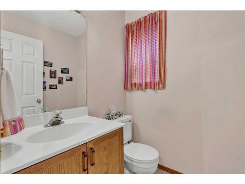 173 Coral Springs Court Ne, Calgary, AB - Indoor Photo Showing Bathroom