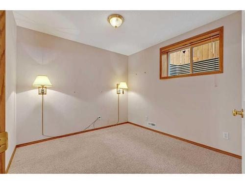 173 Coral Springs Court Ne, Calgary, AB - Indoor Photo Showing Other Room