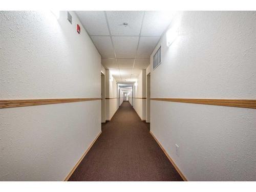 114-92 Saddletree Court Ne, Calgary, AB - Indoor Photo Showing Other Room