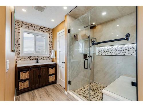 31042 Range Road 281, Rural Mountain View County, AB - Indoor Photo Showing Bathroom