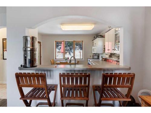 4007 Centre A Street Ne, Calgary, AB - Indoor Photo Showing Dining Room