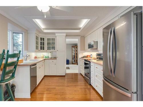 14228 Park Estates Drive Se, Calgary, AB - Indoor Photo Showing Kitchen With Stainless Steel Kitchen With Upgraded Kitchen