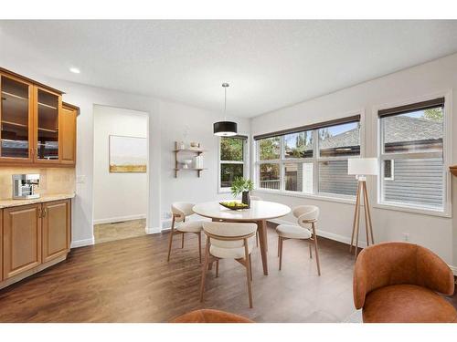 200 Prestwick Manor Se, Calgary, AB - Indoor Photo Showing Dining Room