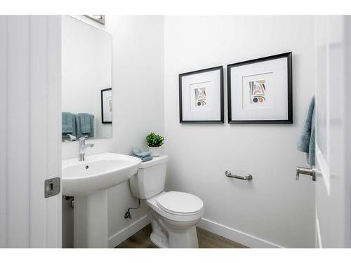 44 Key Cove Sw, Airdrie, AB - Indoor Photo Showing Bathroom