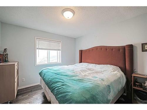 539 Pioneer Drive, Irricana, AB - Indoor Photo Showing Bedroom