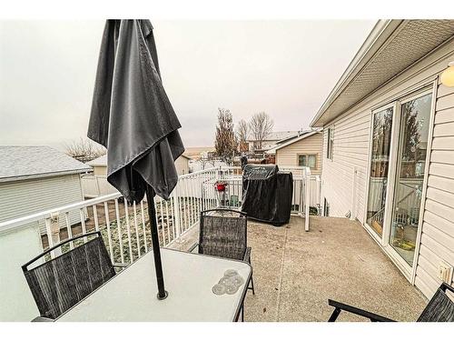 539 Pioneer Drive, Irricana, AB - Outdoor With Exterior